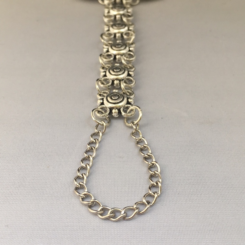 New! Set of Silver Foot Jewelry - Picture 8 of 11